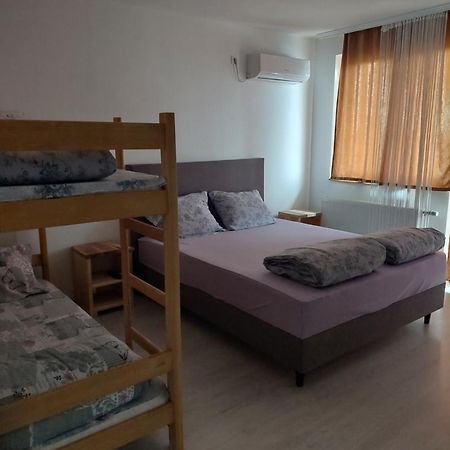 Restoran Bmb 호텔 Odžak 외부 사진