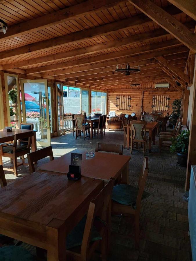 Restoran Bmb 호텔 Odžak 외부 사진
