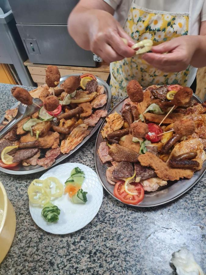 Restoran Bmb 호텔 Odžak 외부 사진